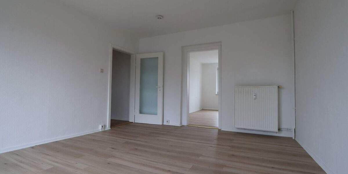 Etagenwohnung Seegebiet Mansfelder Land Röblingen am See - 2 Zimmer, 50 m&sup2;, 325&euro; | Angebot:25568471