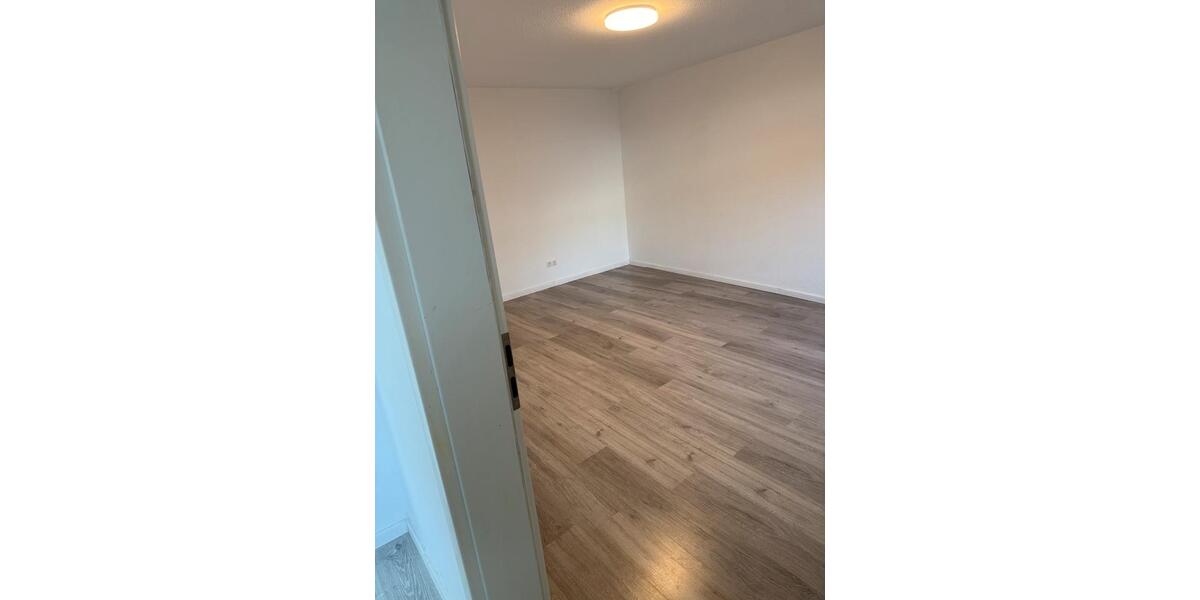 Erdgeschoßwohnung Nieder-Olm Olm - 1 Zimmer, 65 m&sup2;, 650&euro; | Angebot:25402023
