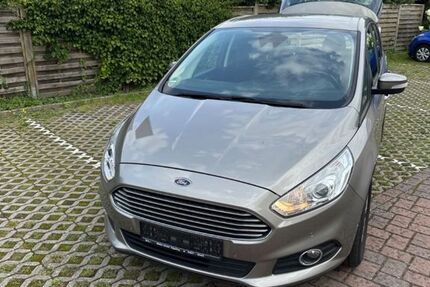 Ford S-Max 155.000 km 9.999 &euro; Horst 25358