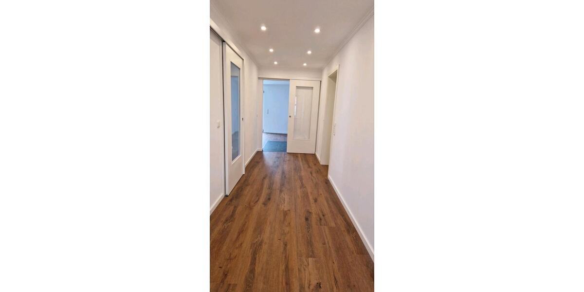 Hochparterre Garching an der Alz - 3 Zimmer, 87 m&sup2;, 1.100&euro; | Angebot:25368771