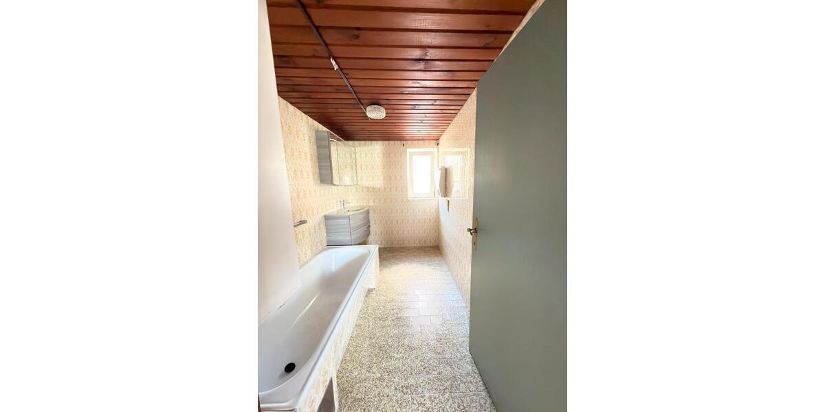 Einfamilienhaus Bad Füssing - 8 Zimmer, 158 m&sup2;, 419.000&euro; | Angebot:26889030
