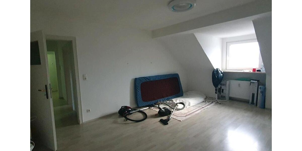 Dachgeschoßwohnung Mülheim an der Ruhr Rechtsruhr-Nord - 3.5 Zimmer, 79 m&sup2;, 610&euro; | Angebot:24494000