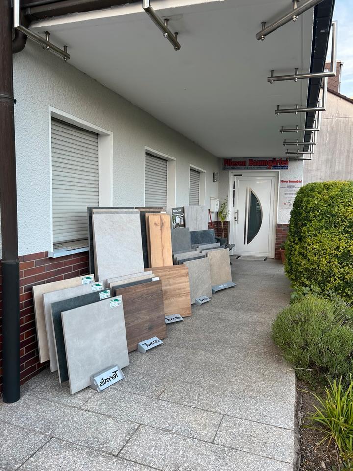Büro mit großer Garage zu vermieten