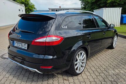 Ford Mondeo 313.558 km 2.500 &euro; Goldberg 19399