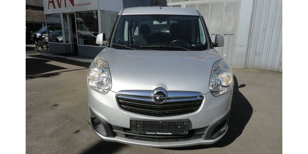 Opel Combo Edition 1,6 d Klima PDC SHZ AHK 5Sitzer 124.000 km 5.999 &euro; Neuss 41462
