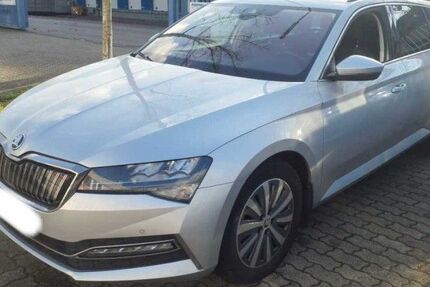 Skoda Superb 81.475 km 19.900 &euro; Hennef 53773