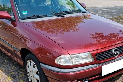 Opel Astra 167.000 km 2.890 &euro; Haan 42781