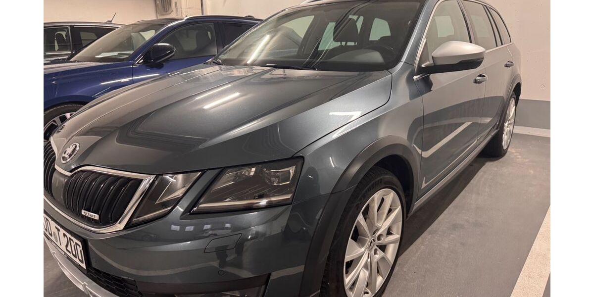 Skoda Octavia 200.500 km 12.900 &euro; Marktoberdorf 87616
