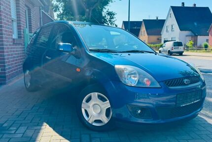 Ford Fiesta 142.000 km 1.850 &euro; Oldenburg 26127