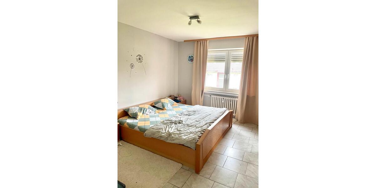 Erdgeschoßwohnung Bad Hersfeld - 3 Zimmer, 78 m&sup2;, 600&euro; | Angebot:26698317