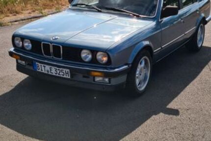 BMW 325 180.000 km 14.900 &euro; Trimport 54636