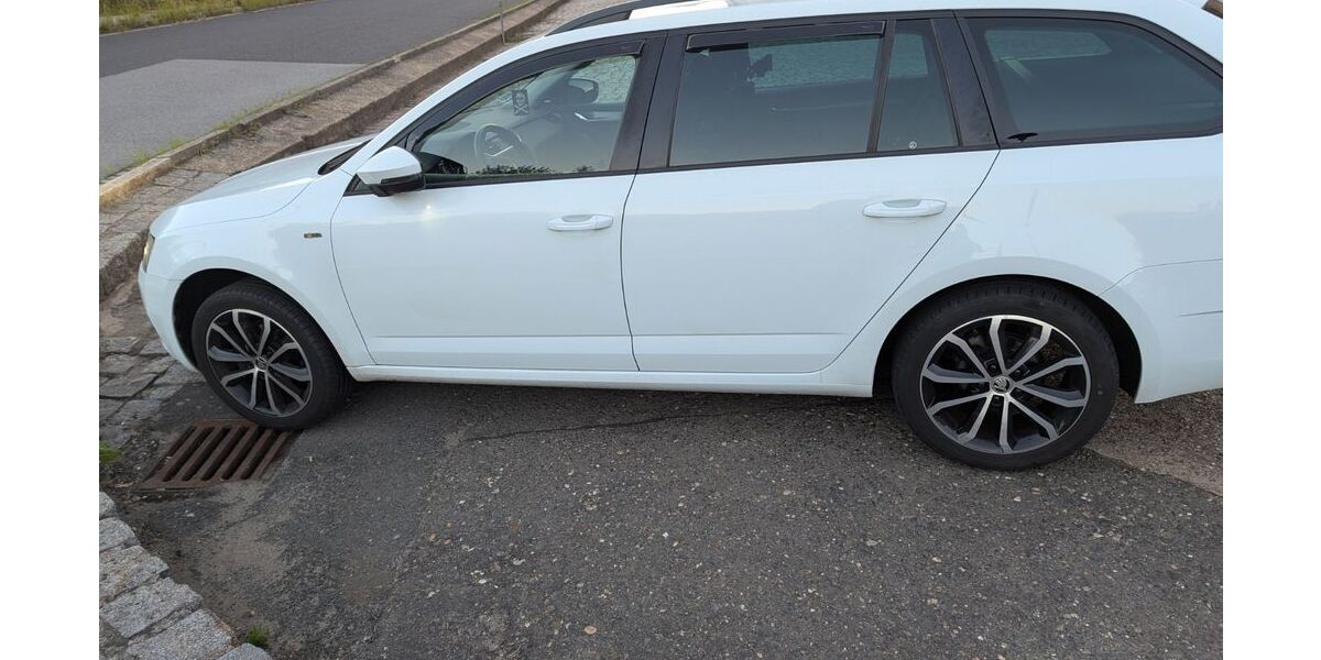 Skoda Octavia 75.000 km 16.000 &euro; Dohna 01809