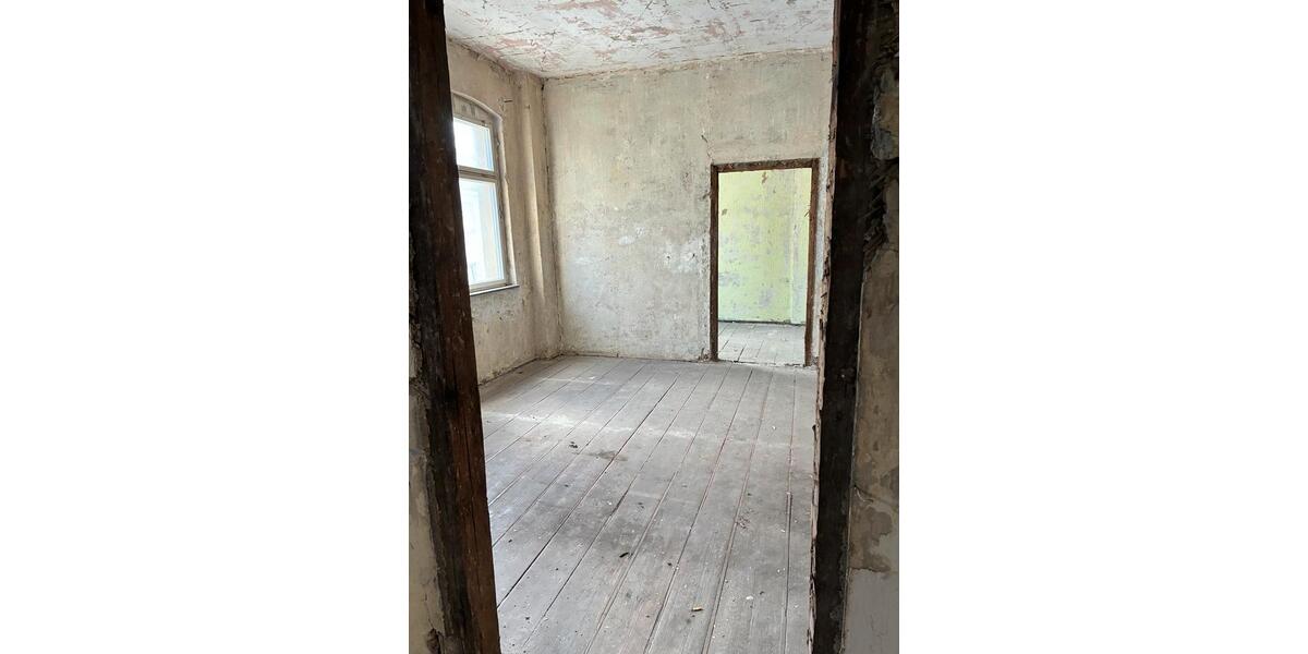 Mehrfamilienhaus, Wohnhaus Zwickau - 10 Zimmer, 560 m&sup2;, 79.500&euro; | Angebot:26550147