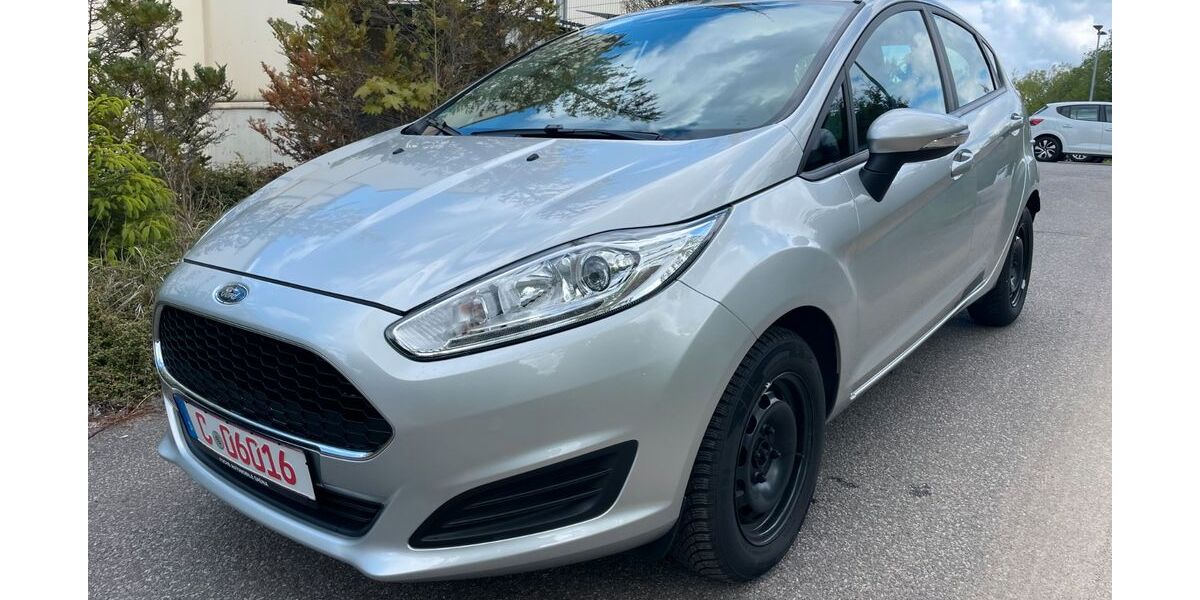 Ford Fiesta 41.000 km 8.990 &euro; Chemnitz OT Grüna 09224