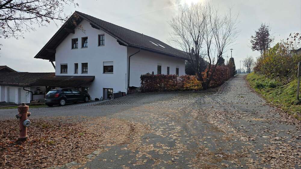 Wohnung zum Kaufen in Eging am See 270.000 € 131 m² 5 zimmer