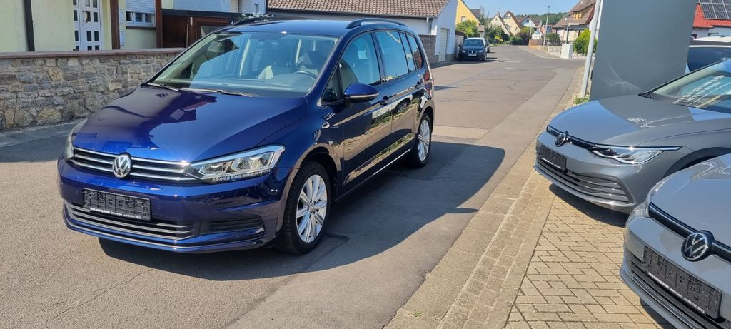 VW Touran 79.300 km 22.990 &euro; Stammheim 97509
