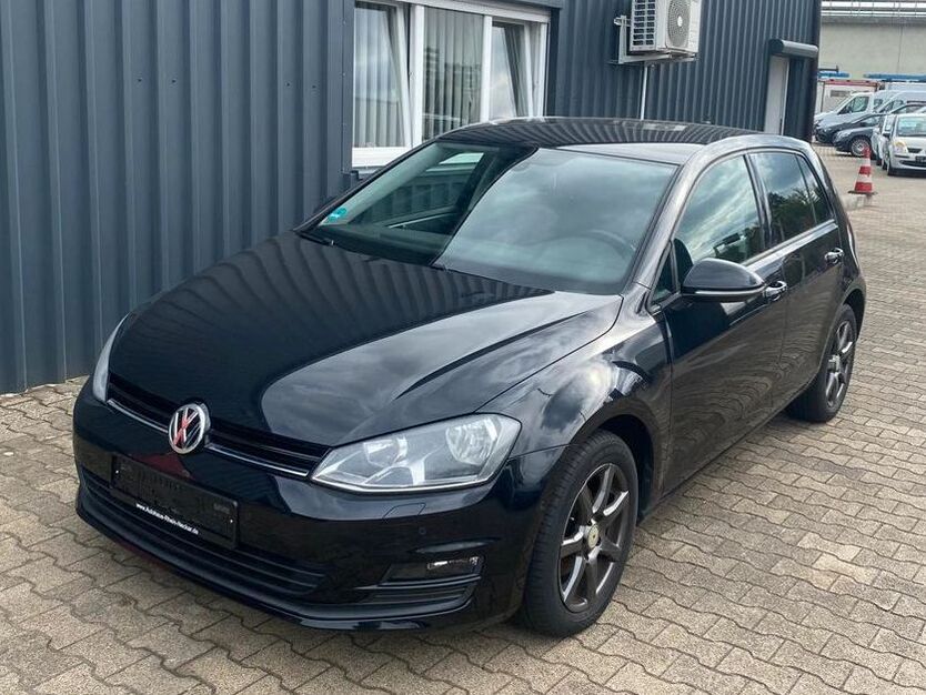VW Golf 127.939 km 8.499 € Hockenheim 68766