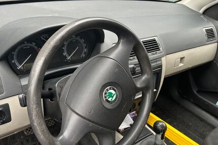 Skoda Fabia 182.500 km 1.550 &euro; Altdorf 84032