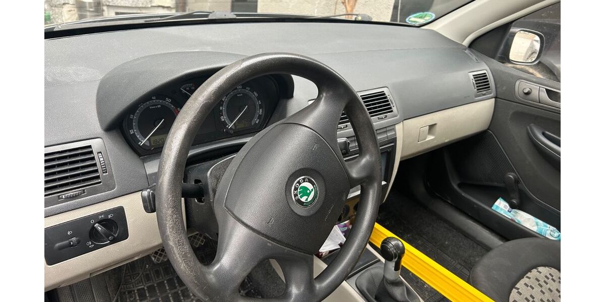 Skoda Fabia 182.500 km 1.550 &euro; Altdorf 84032