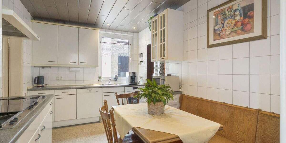 Mehrfamilienhaus, Wohnhaus Selfkant / Höngen Höngen - 1 Zimmer, 357 m&sup2;, 349.000&euro; | Angebot:25476236
