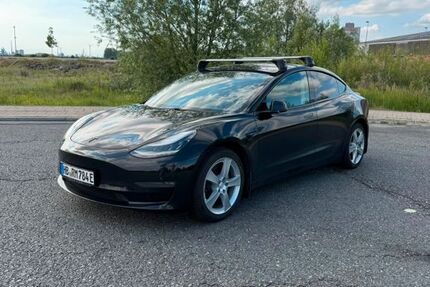 Tesla Model 3 151.000 km 19.555 &euro; Bremen 28197