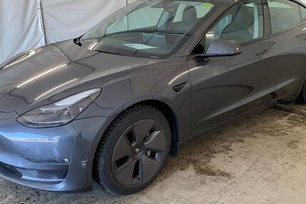 Tesla Model 3 100.000 km 27.450 &euro; Steinbach-Hallenberg OT Herges-Hallenberg 98587