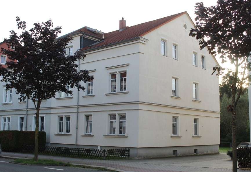 Attraktives Mehrfamilienhaus als Zins- und renditestarke Investition in Zittau West - Mehrfamilienhaus, Wohnhaus Zittau | Angebot:13435870