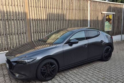 Mazda 3 100.500 km 19.000 &euro; Ringsee 85053