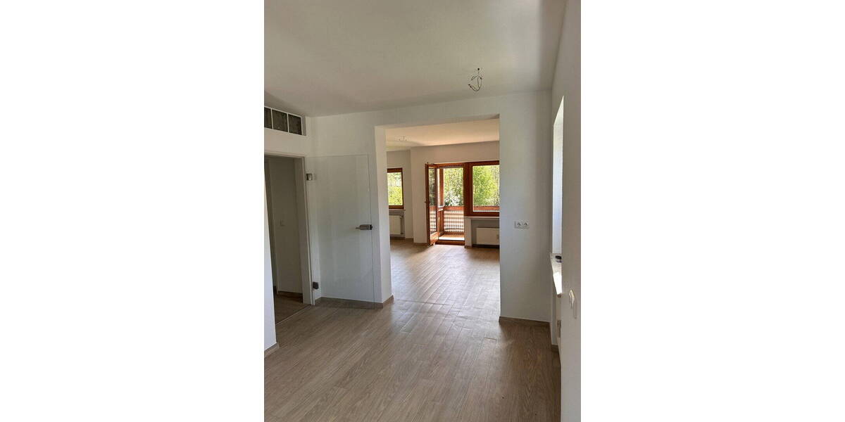 Etagenwohnung Bad Reichenhall - 3 Zimmer, 86 m&sup2;, 395.000&euro; | Angebot:26411126