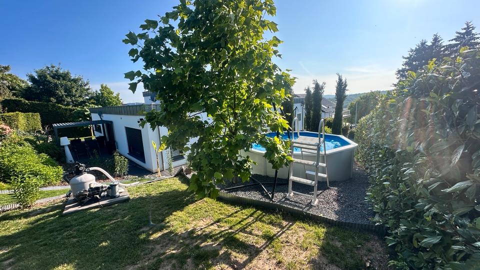 Bungalow Neunkirchen Heinitz - 2 Zimmer, 158 m&sup2;, 1.985&euro; | Angebot:26348649