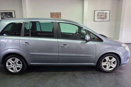 Opel Zafira 150.000 km 2.990 &euro; Asperg 71679