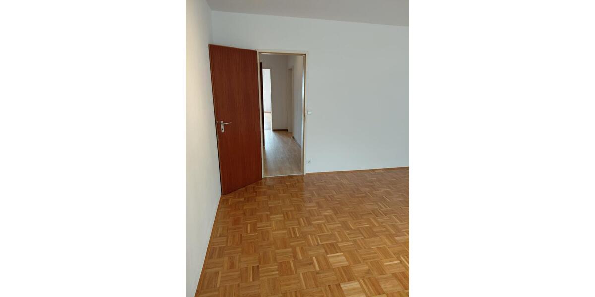 Etagenwohnung Furtwangen im Schwarzwald - 2.5 Zimmer, 72 m&sup2;, 179.500&euro; | Angebot:26864774