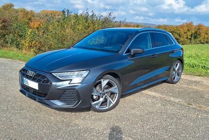 Audi A3 15.000 km 36.990 &euro; Neustadt a. d. Donau 93333
