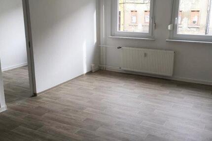 Wohnung Gera - 2 Zimmer, 54 m&sup2;, 320&euro; | Angebot:25570575