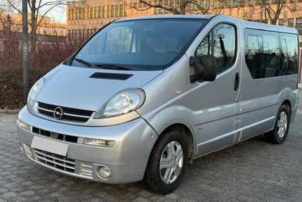 Opel Vivaro 317.000 km 4.700 &euro; Wendelstein 90530