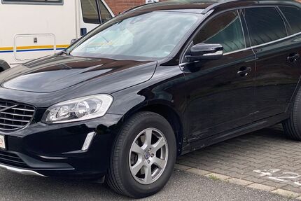 Volvo XC60 140.450 km 13.490 &euro; Düsseldorf 40233