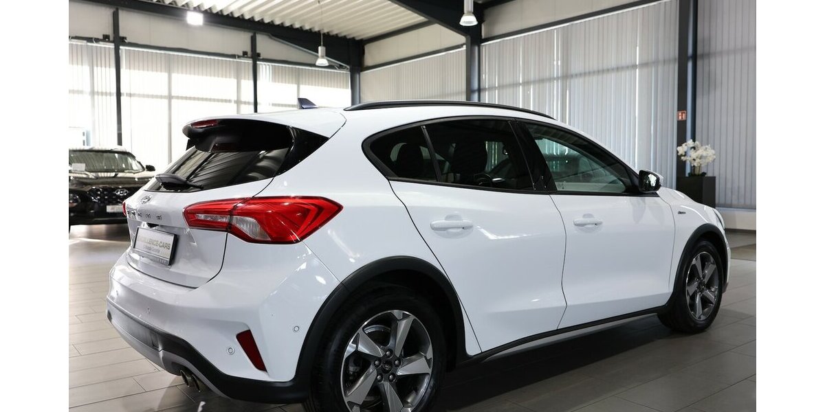 Ford Focus LIMOUSINE 1.5 EcoBlue ACTIVE WHITE / LED 83.000 km 14.991 &euro; Hamm 59077