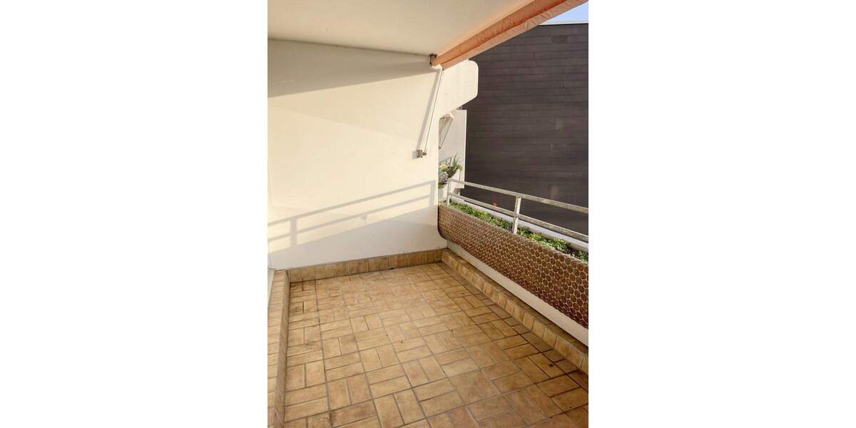 Etagenwohnung Ulm Wiblingen - 4 Zimmer, 95 m&sup2;, 330.000&euro; | Angebot:25423413