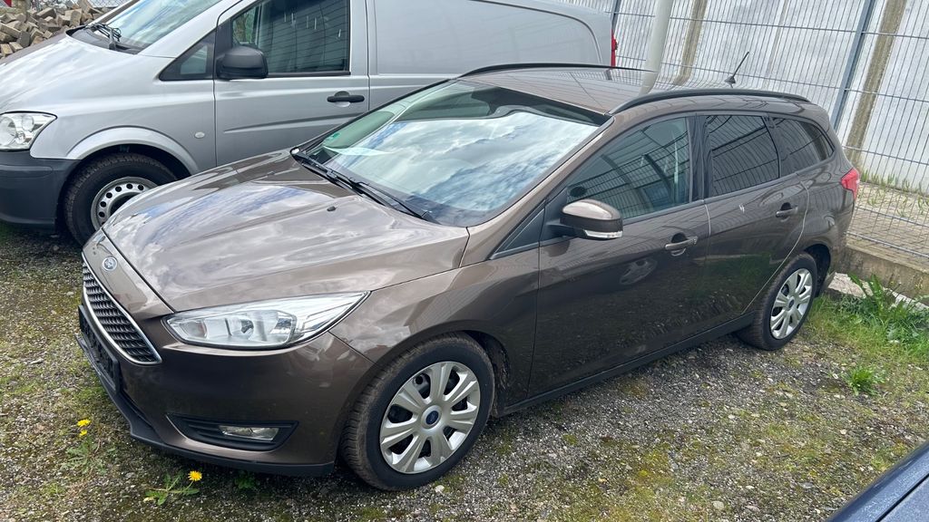 Ford Focus 487.632 km 3.980 &euro; Rendsburg 24768