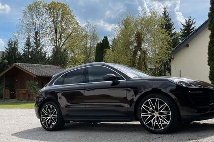 Porsche Macan 154.000 km 31.500 &euro; Steinwiesen 96349