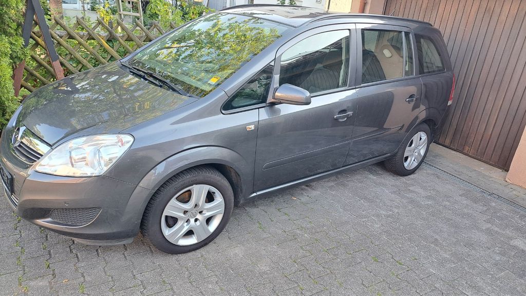 Opel Zafira 116.900 km 2.850 &euro; Münsingen 72525
