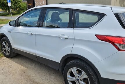 Ford Kuga 68.976 km 14.000 &euro; Scheßlitz 96110