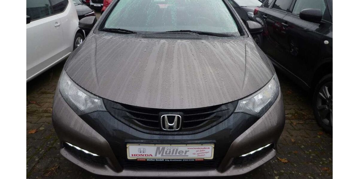 Honda Civic 134.800 km 8.888 € Ettlingen-Bruchhausen 76275