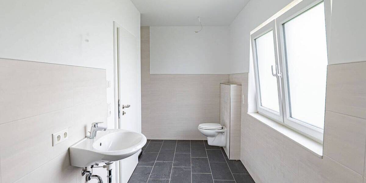 Etagenwohnung Hemmoor Warstade - 3 Zimmer, 96 m&sup2;, 995&euro; | Angebot:26596108