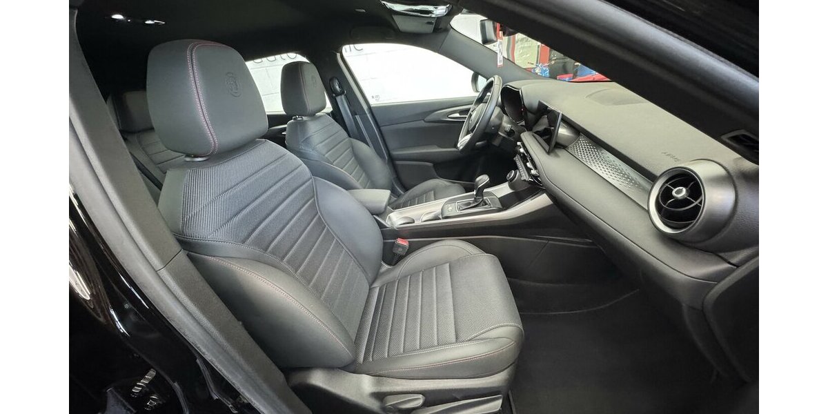Alfa Romeo Tonale 1.6 VGT-D Sprint ACC Sitzheizung 34.400 km 22.640 &euro; Lich 35423