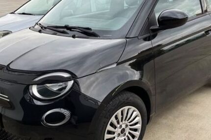 Fiat 500e 14.376 km 13.930 € Buchholz 21244