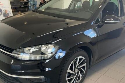 VW Golf 70.000 km 17.500 &euro; Erlensee 63536