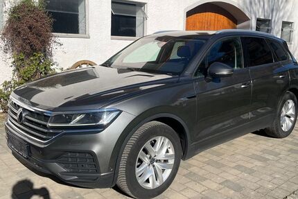 VW Touareg 289.076 km 25.585 &euro; Dorfen 84405