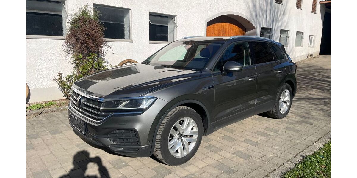 VW Touareg 289.076 km 25.585 &euro; Dorfen 84405