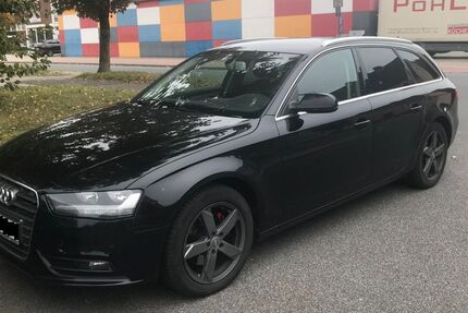 Audi A4 277.677 km 8.250 € Wilhelmshaven 26388